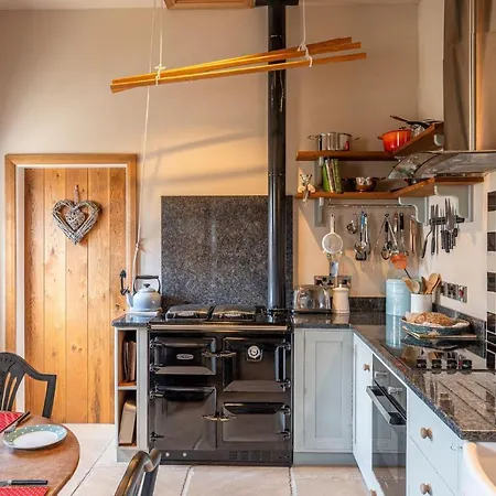 The Hideaway - Luxury Holiday home